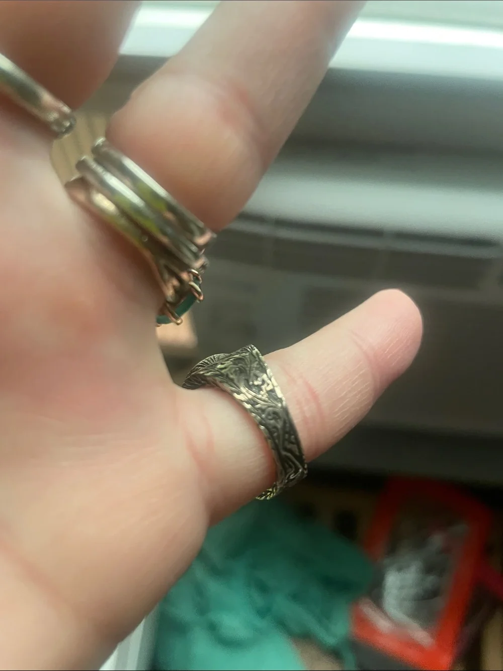 Authentic Gucci Mens ring. Fits women’s pinky. Not sure the size